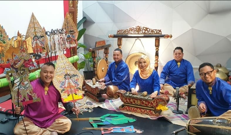 Sri Warisan  Wayang Kulit