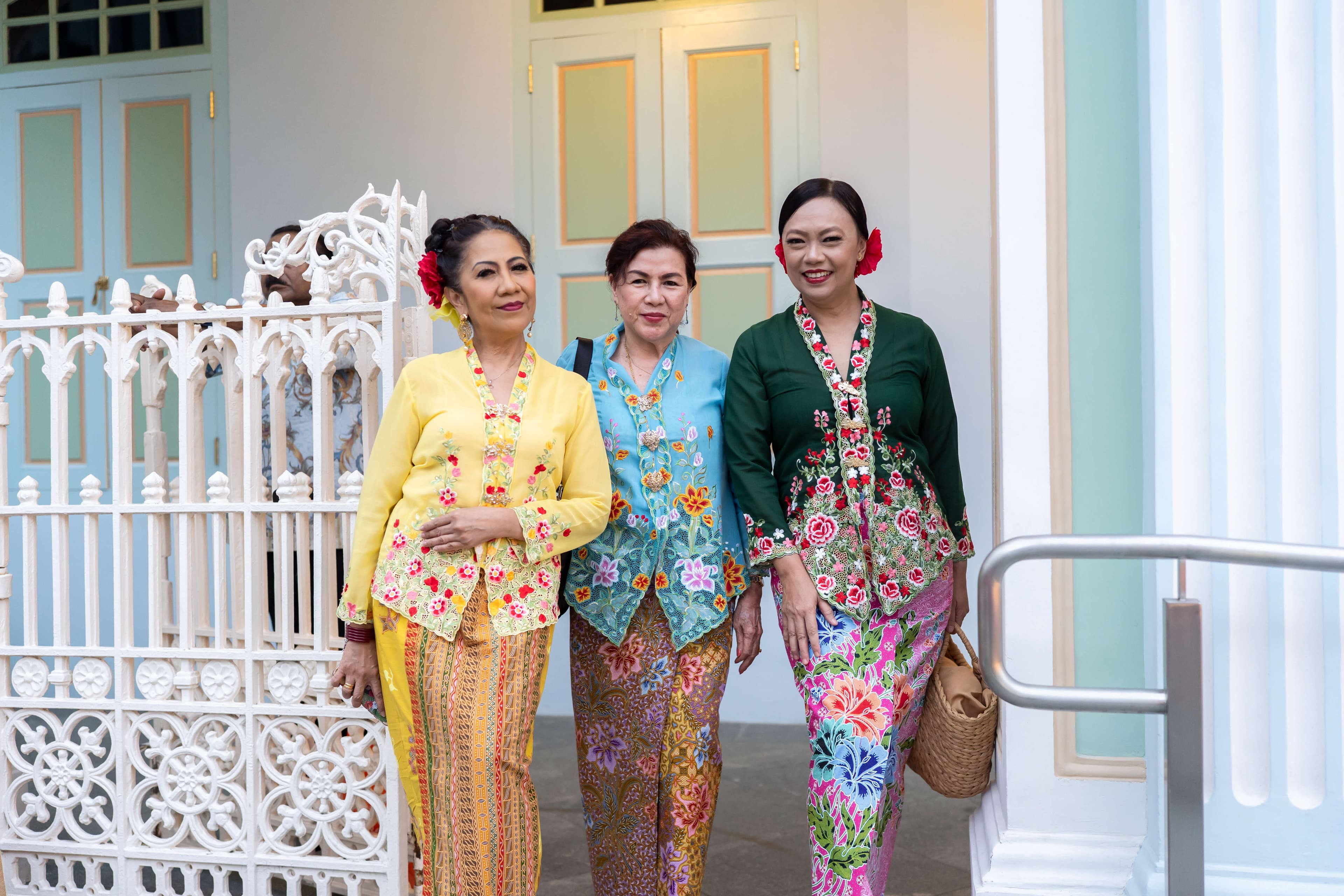 Baba Nyonya Dress Up