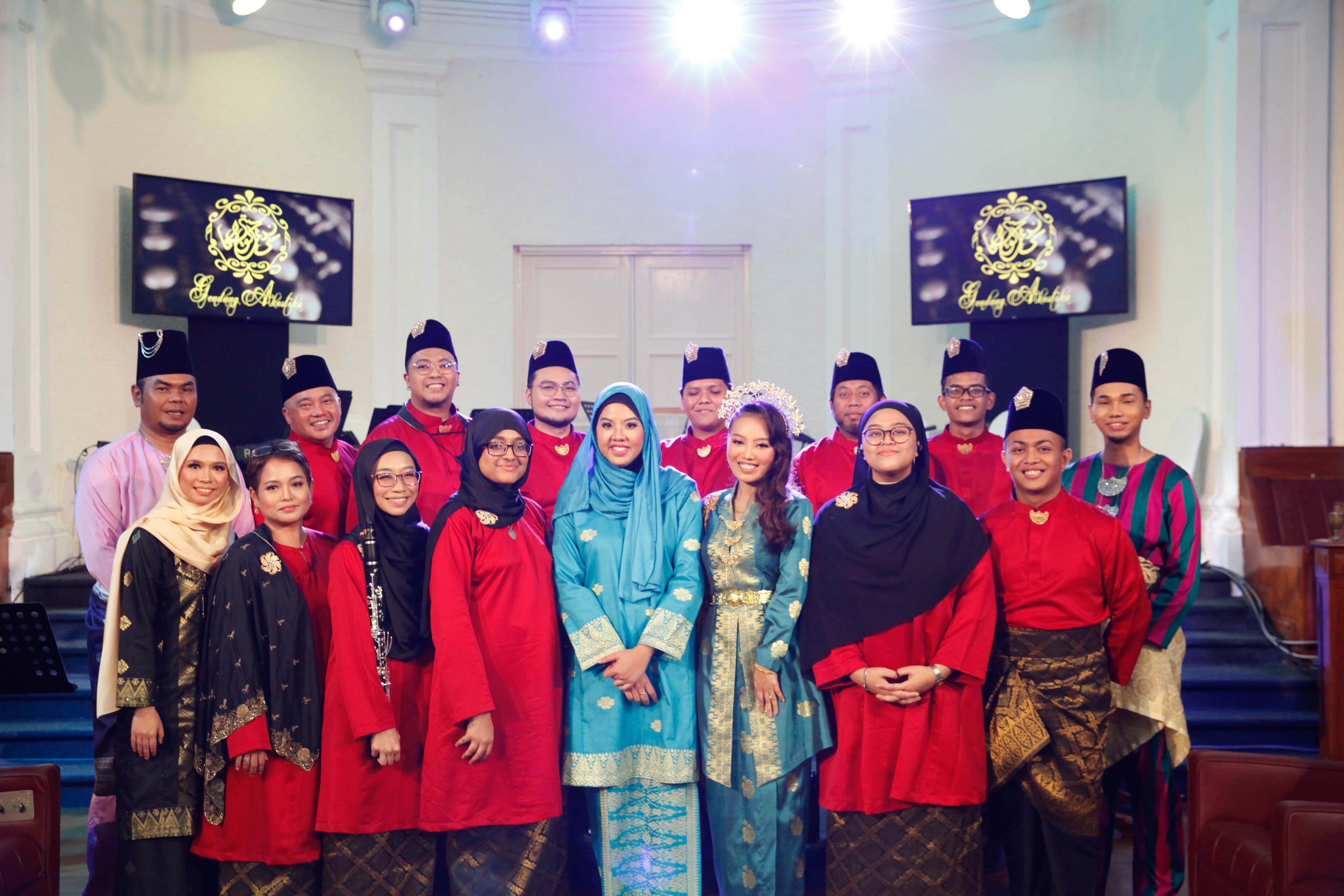 Sing  Swing With Gendang Akustika